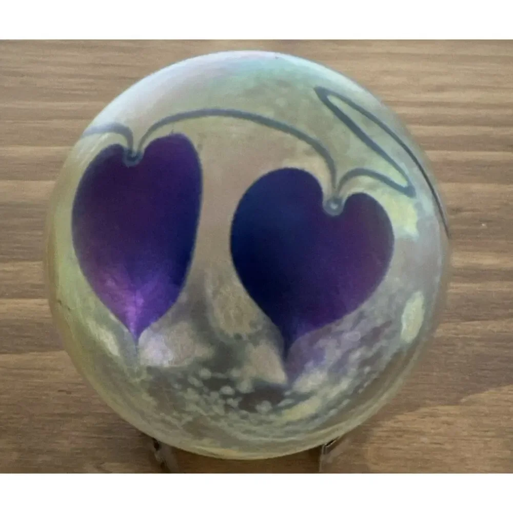 1981 EICKHOLT HEART‎ VINE GLASS PAPERWEIGHT 3